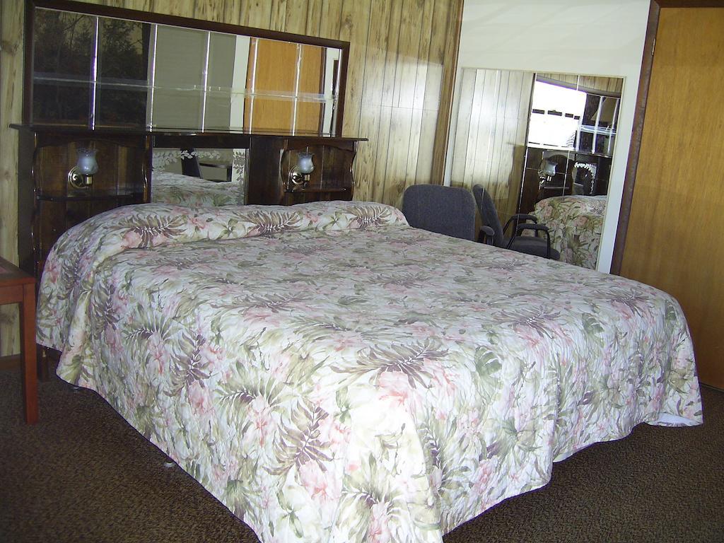 Cedar Grove Motel Altoona Habitación foto